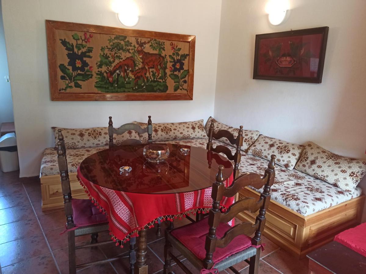 Hébergement de vacances Elli΄s House συγχρονο σπιτι στα πραμαντα