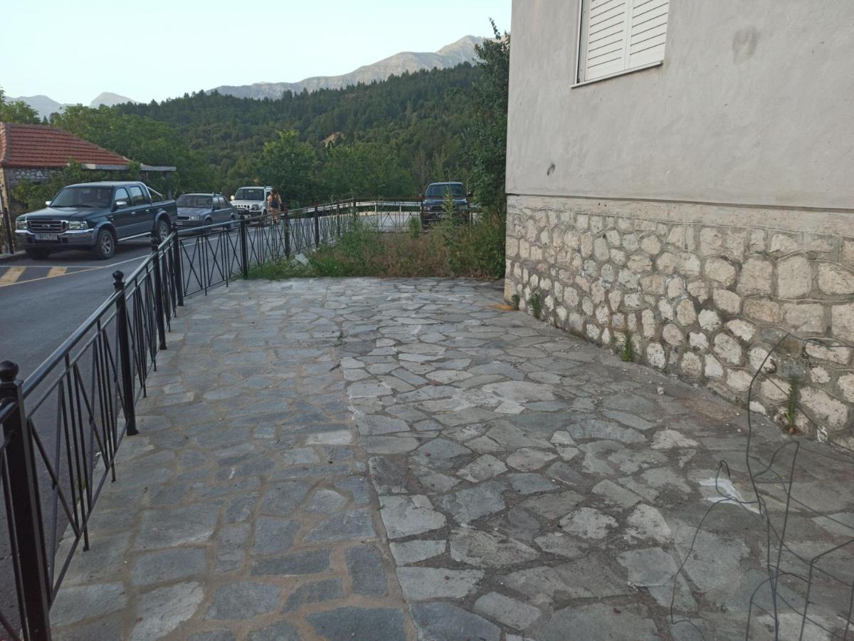 Elli΄s House συγχρονο σπιτι στα πραμαντα Hébergement de vacances *