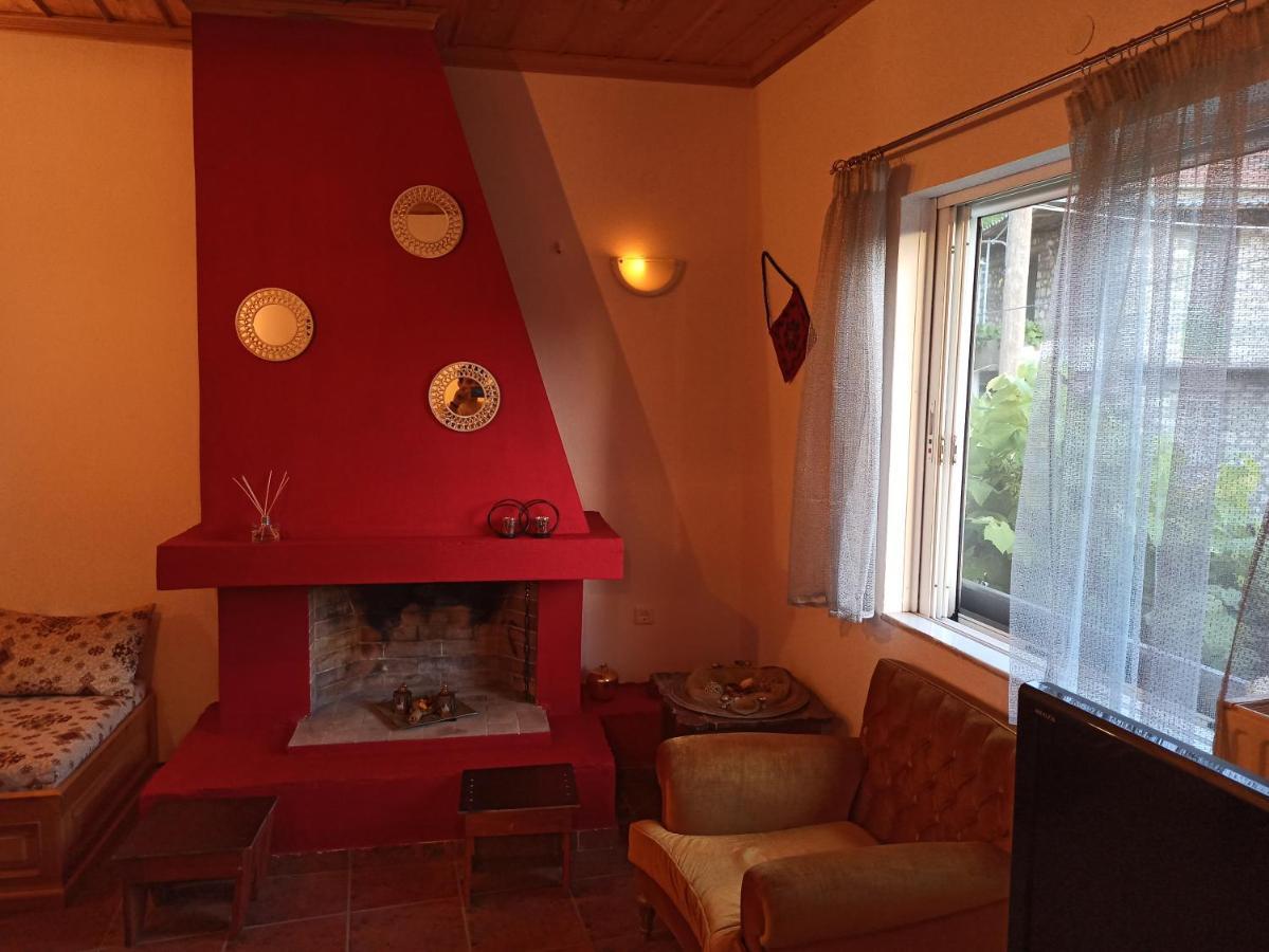Hébergement de vacances Elli΄s House συγχρονο σπιτι στα πραμαντα